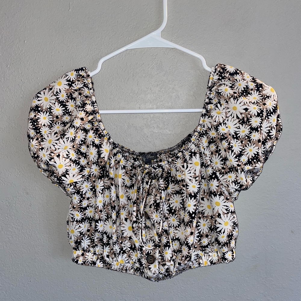 Lily Rose Black and White Floral Puff Sleeve Blouse